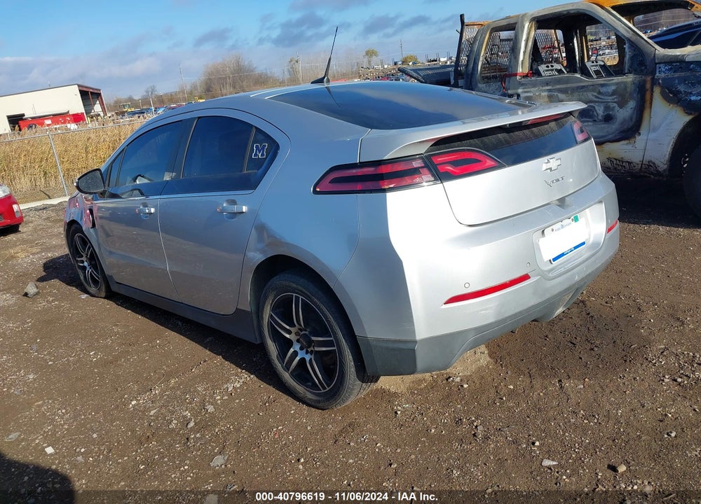 2013 CHEVROLET VOLT VIN: 1G1RB6E46DU102880