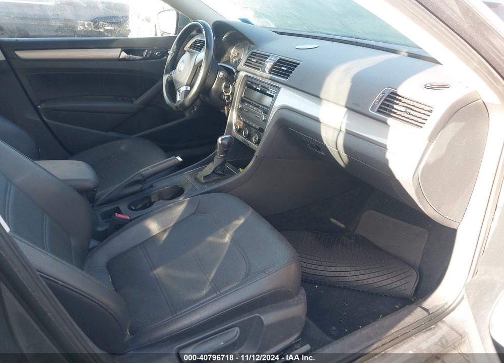 2014 VOLKSWAGEN PASSAT 2.5L WOLFSBURG EDITION VIN: 1VWAP7A34EC017808