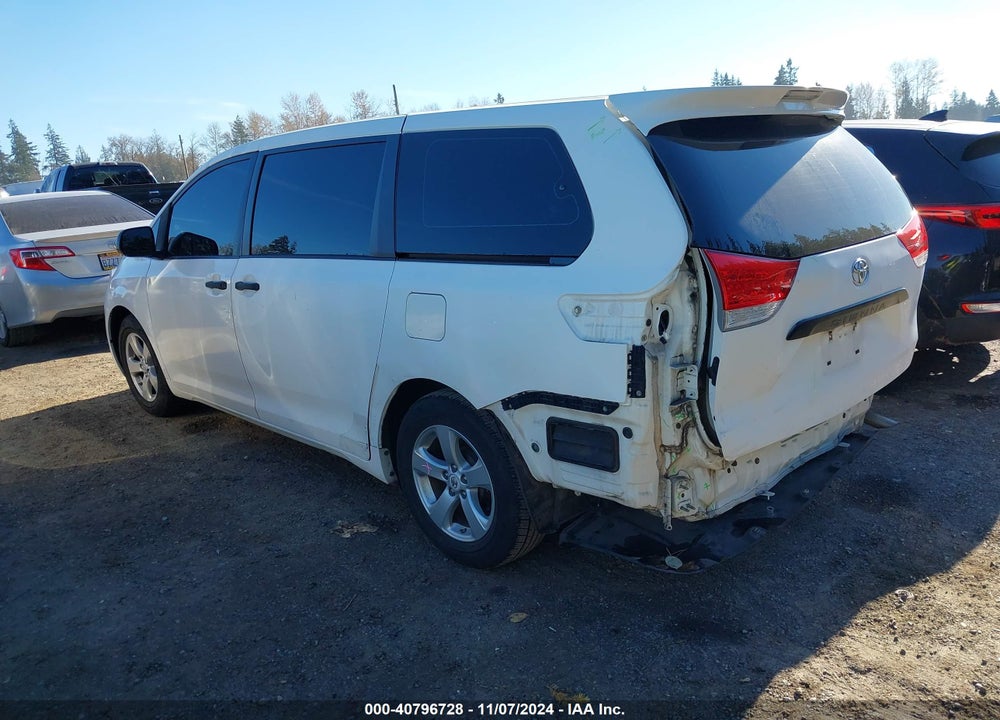 2011 TOYOTA SIENNA BASE V6 VIN: 5TDZK3DC9BS021985