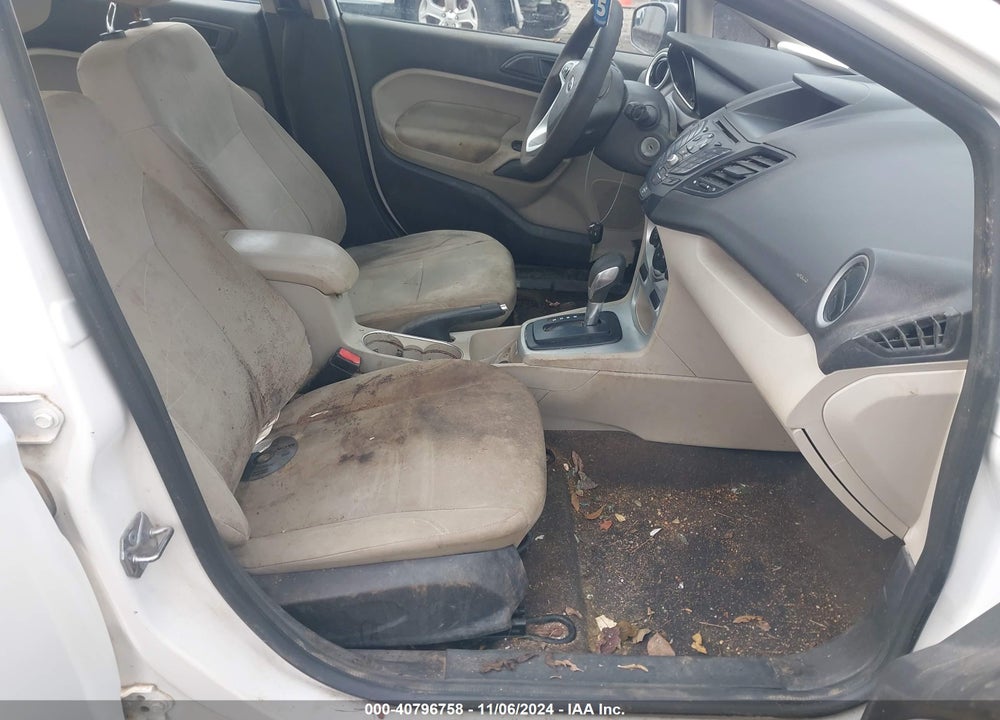 2019 FORD FIESTA SE VIN: 3FADP4BJ1KM140543