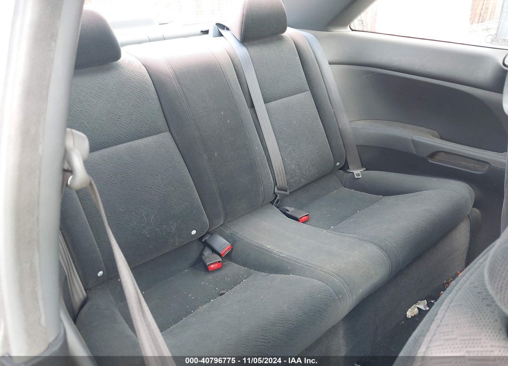 2005 HONDA CIVIC EX VIN: 1HGEM21935L001279