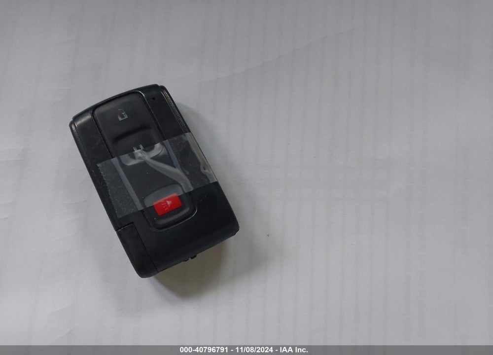 2007 TOYOTA PRIUS VIN: JTDKB20UX77621085