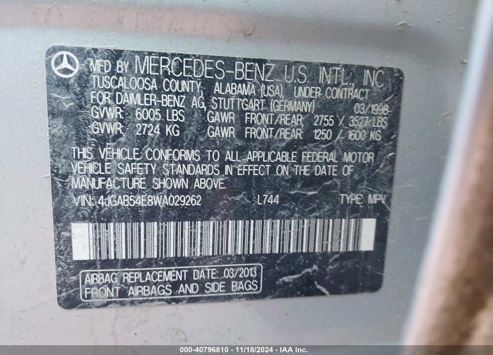 1998 MERCEDES-BENZ ML 320 CLASSIC VIN: 4JGAB54E8WA029262