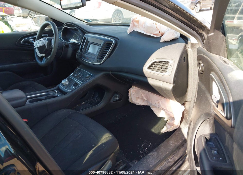 2015 CHRYSLER 200 LIMITED VIN: 1C3CCCAB4FN711139