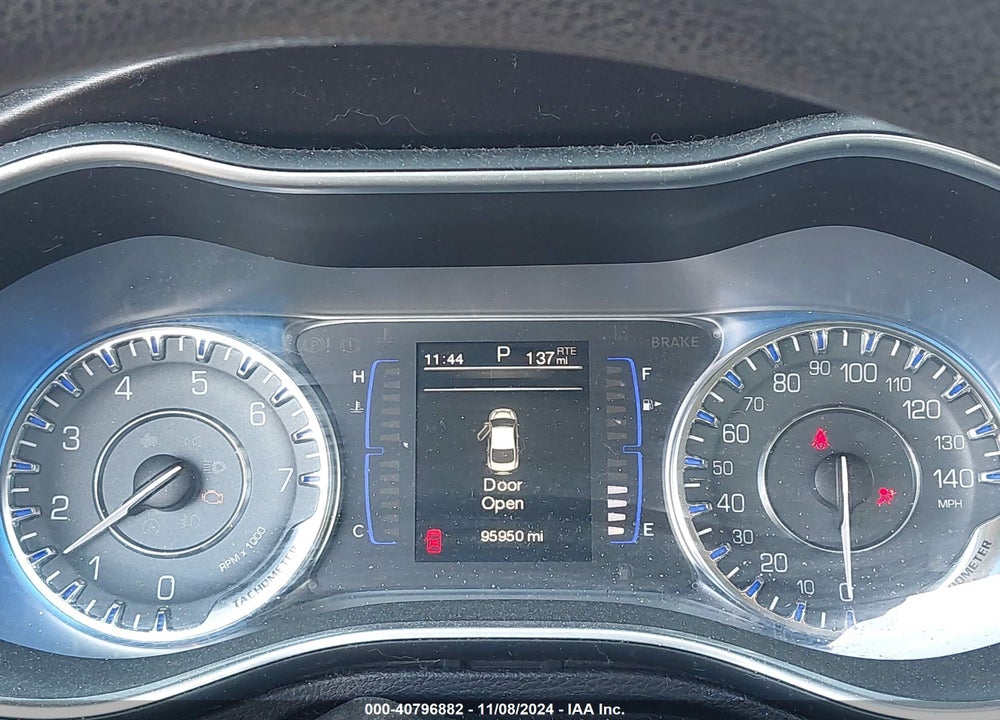 2015 CHRYSLER 200 LIMITED VIN: 1C3CCCAB4FN711139
