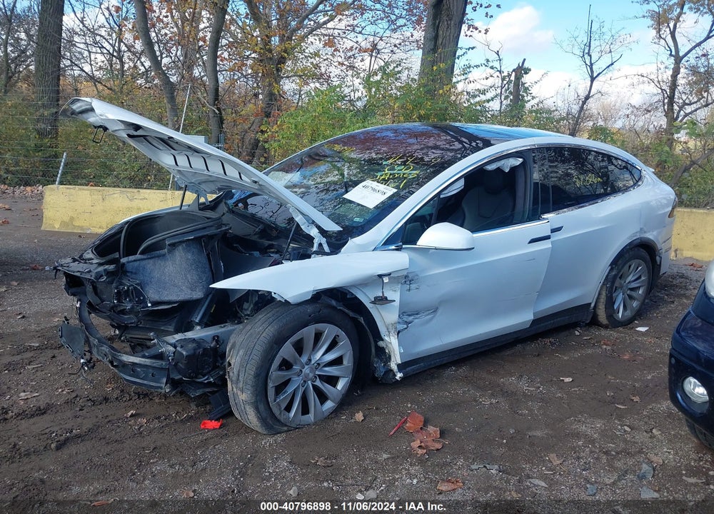 2020 TESLA MODEL X LONG RANGE DUAL MOTOR ALL-WHEEL DRIVE/LONG RANGE PLUS DUAL MOTOR ALL-WHEEL DRIVE VIN: 5YJXCAE25LF300161