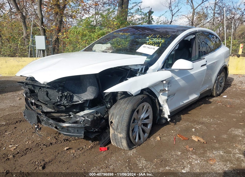 2020 TESLA MODEL X LONG RANGE DUAL MOTOR ALL-WHEEL DRIVE/LONG RANGE PLUS DUAL MOTOR ALL-WHEEL DRIVE VIN: 5YJXCAE25LF300161