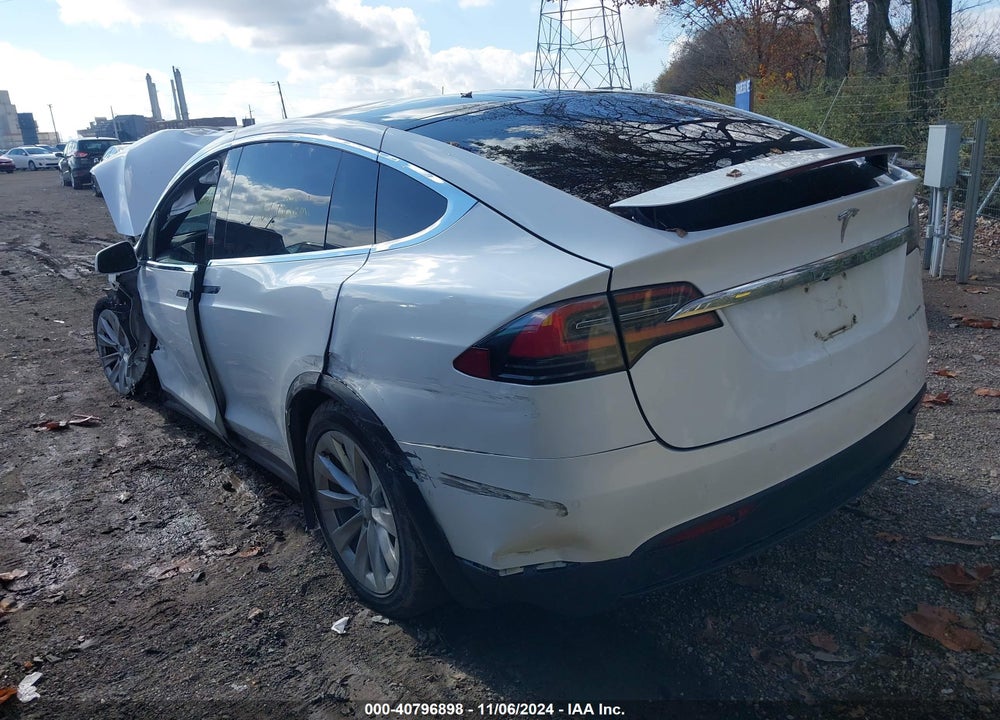 2020 TESLA MODEL X LONG RANGE DUAL MOTOR ALL-WHEEL DRIVE/LONG RANGE PLUS DUAL MOTOR ALL-WHEEL DRIVE VIN: 5YJXCAE25LF300161