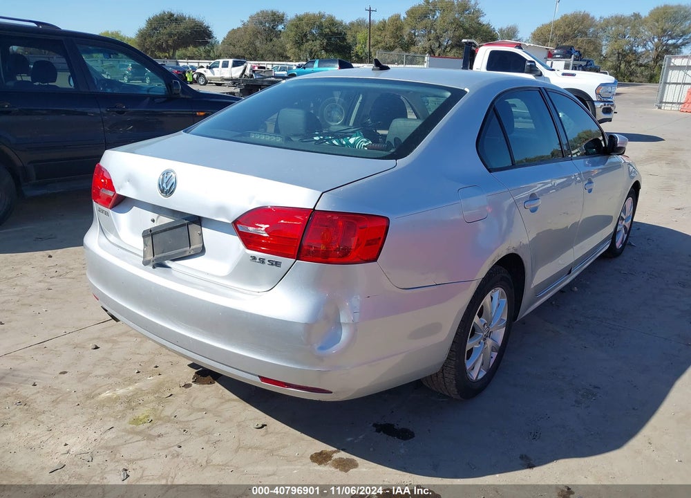 2011 VOLKSWAGEN JETTA 2.5L SE VIN: 3VWDX7AJ3BM316521