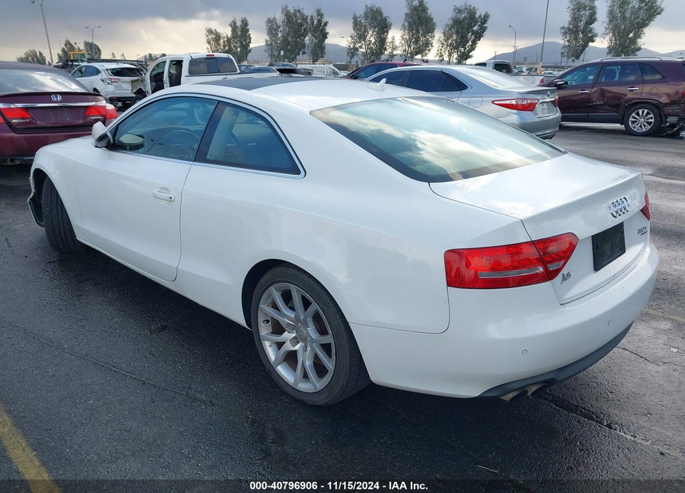 2012 AUDI A5 2.0T PREMIUM VIN: WAULFAFR6CA000779