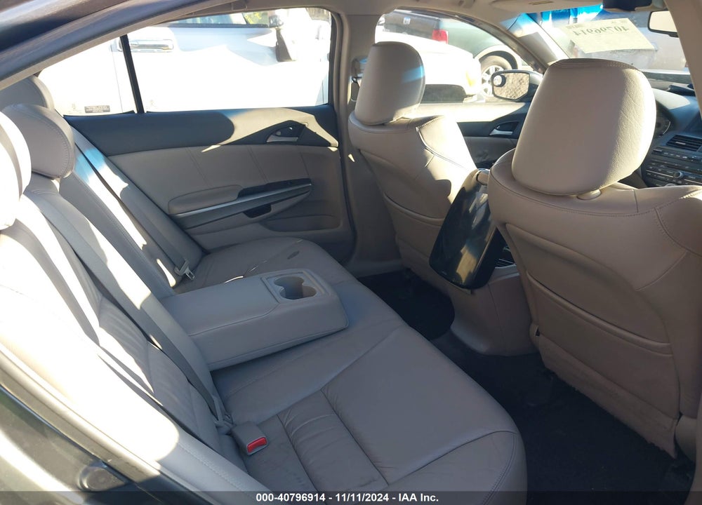 2008 HONDA ACCORD 2.4 EX-L VIN: 1HGCP26898A045348