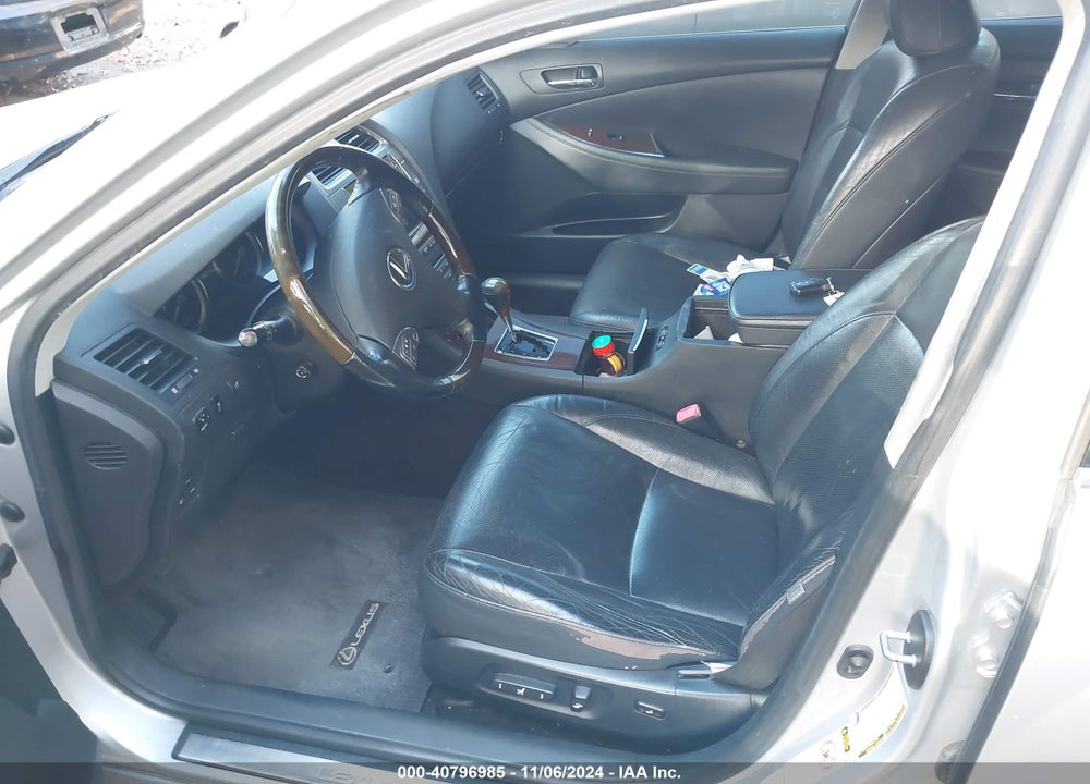 2010 LEXUS ES 350 VIN: JTHBK1EG4A2360651