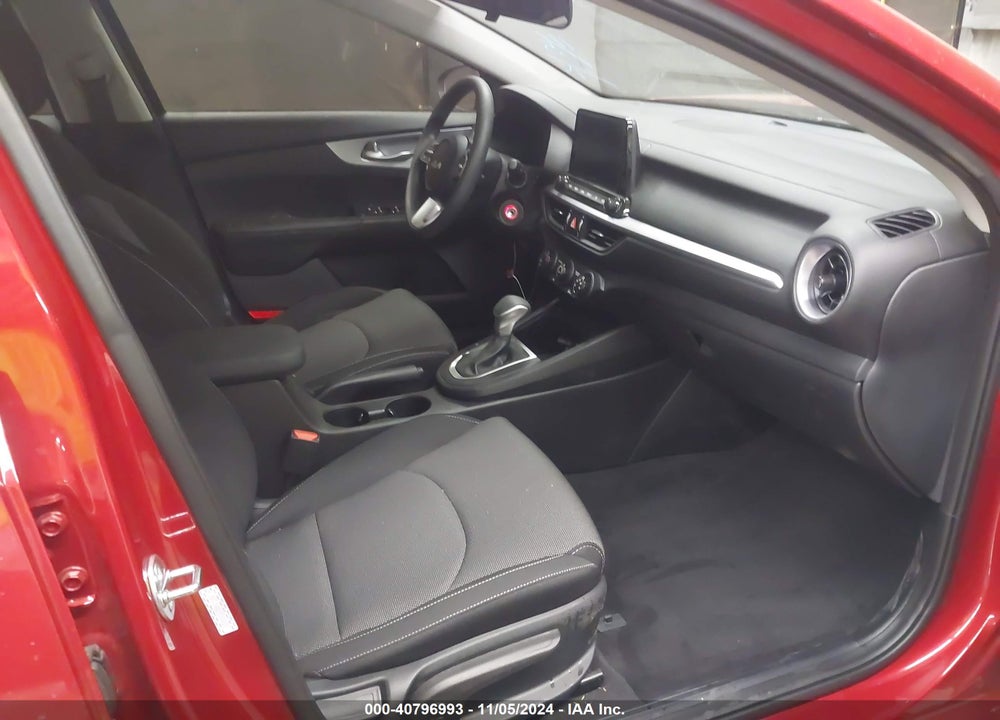 2024 KIA FORTE LXS VIN: 3KPF24AD7RE835787