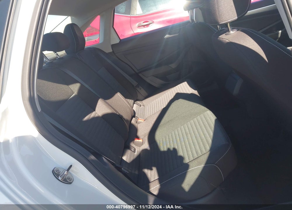 2024 VOLKSWAGEN JETTA 1.5T S VIN: 3VW5M7BU2RM096532