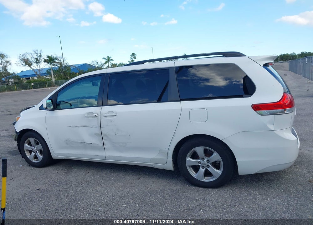 2011 TOYOTA SIENNA LE V6 VIN: 5TDKK3DC9BS127399