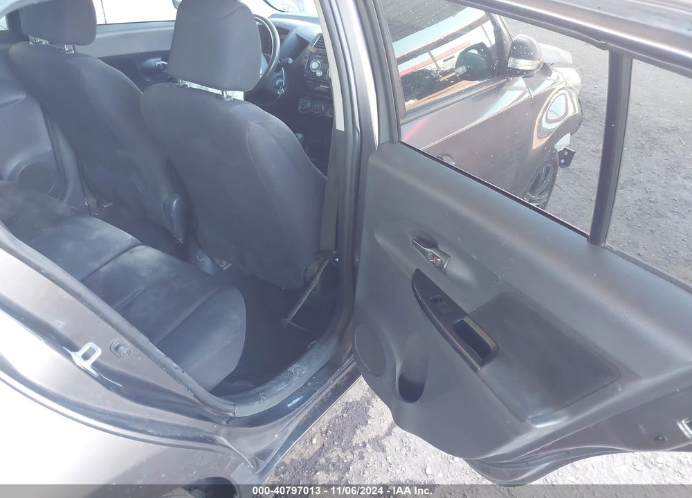 2010 SCION XD VIN: JTKKU4B41A1002591