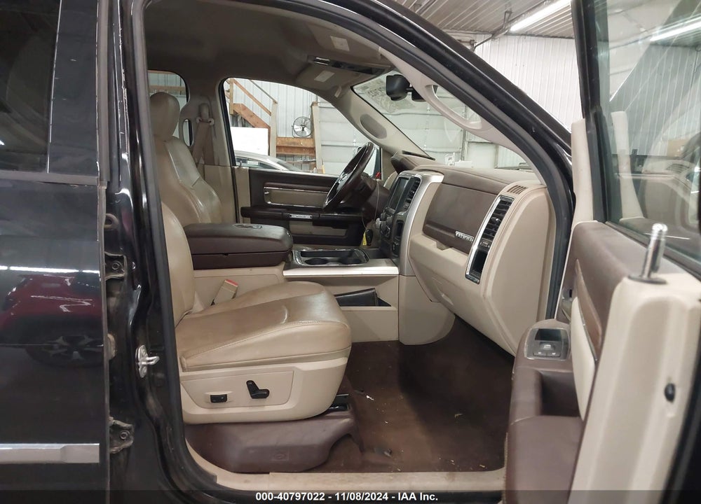 2016 RAM 1500 VIN: 1C6RR7NT0GS250143