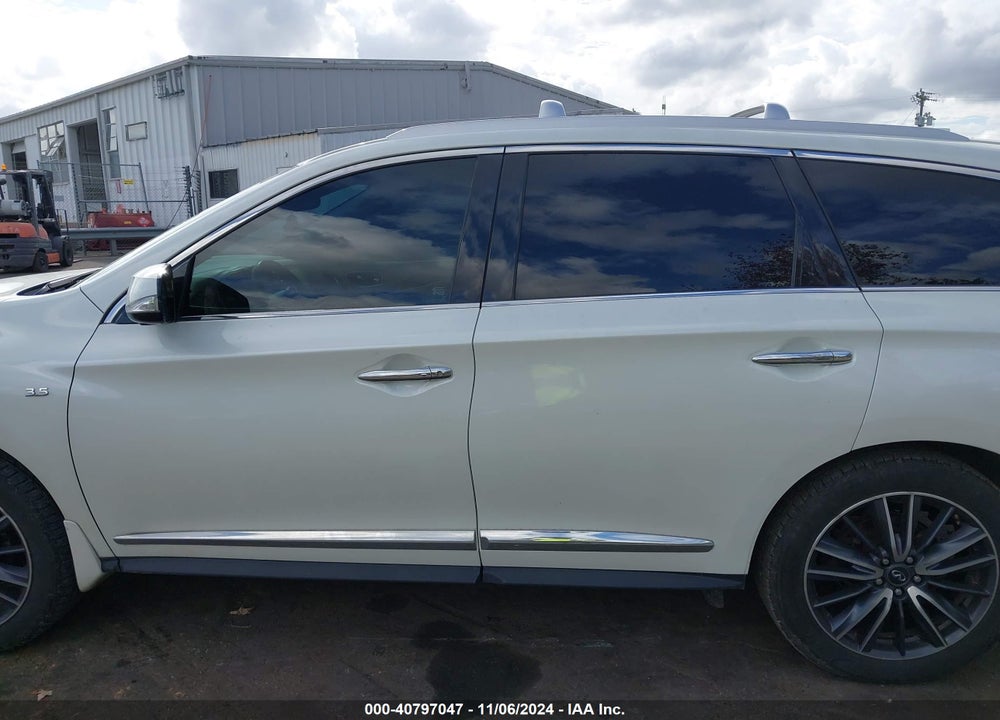 2017 INFINITI QX60 VIN: 5N1DL0MM6HC509909