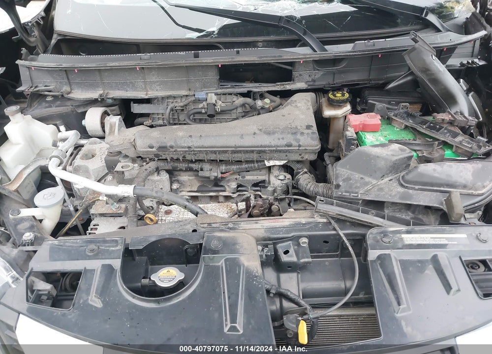 2017 NISSAN ROGUE SV VIN: KNMAT2MV2HP612023