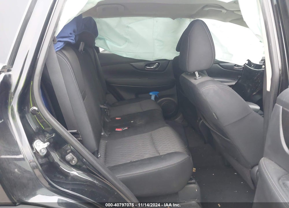 2017 NISSAN ROGUE SV VIN: KNMAT2MV2HP612023