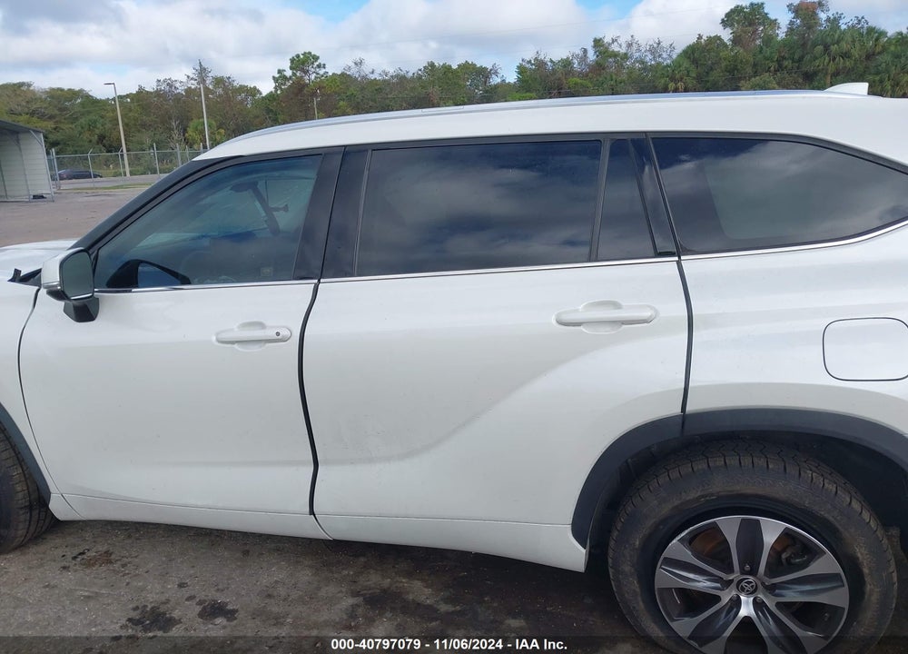 2020 TOYOTA HIGHLANDER XLE VIN: 5TDGZRAH0LS513733