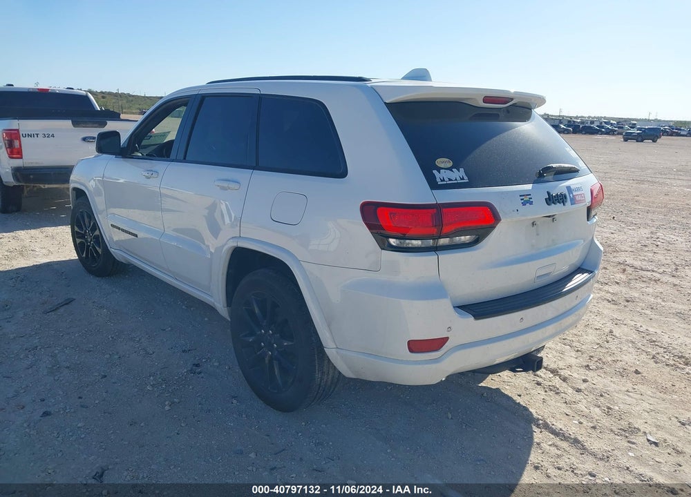 2018 JEEP GRAND CHEROKEE ALTITUDE 4X2 VIN: 1C4RJEAG4JC359011