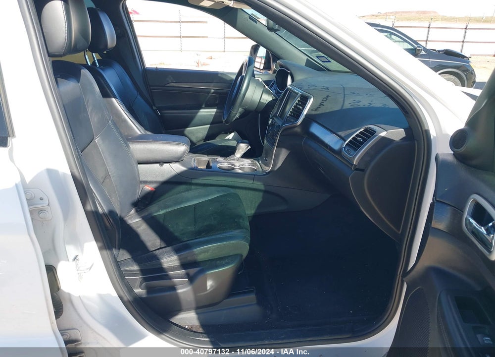 2018 JEEP GRAND CHEROKEE ALTITUDE 4X2 VIN: 1C4RJEAG4JC359011