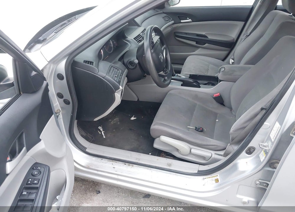 2011 HONDA ACCORD 2.4 LX VIN: 1HGCP2F30BA075897