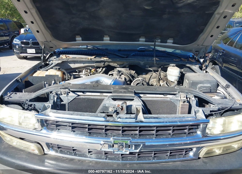 2005 CHEVROLET SUBURBAN 1500 LS VIN: 3GNEC16Z75G252394