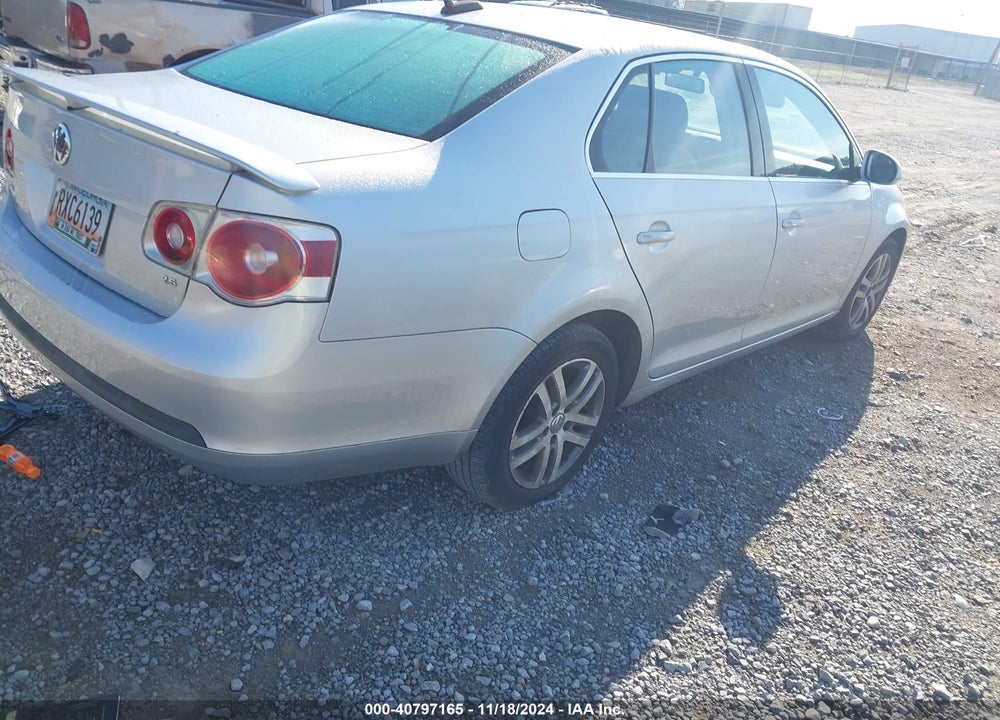 2006 VOLKSWAGEN JETTA 2.5 VIN: 3VWRG71K36M842071