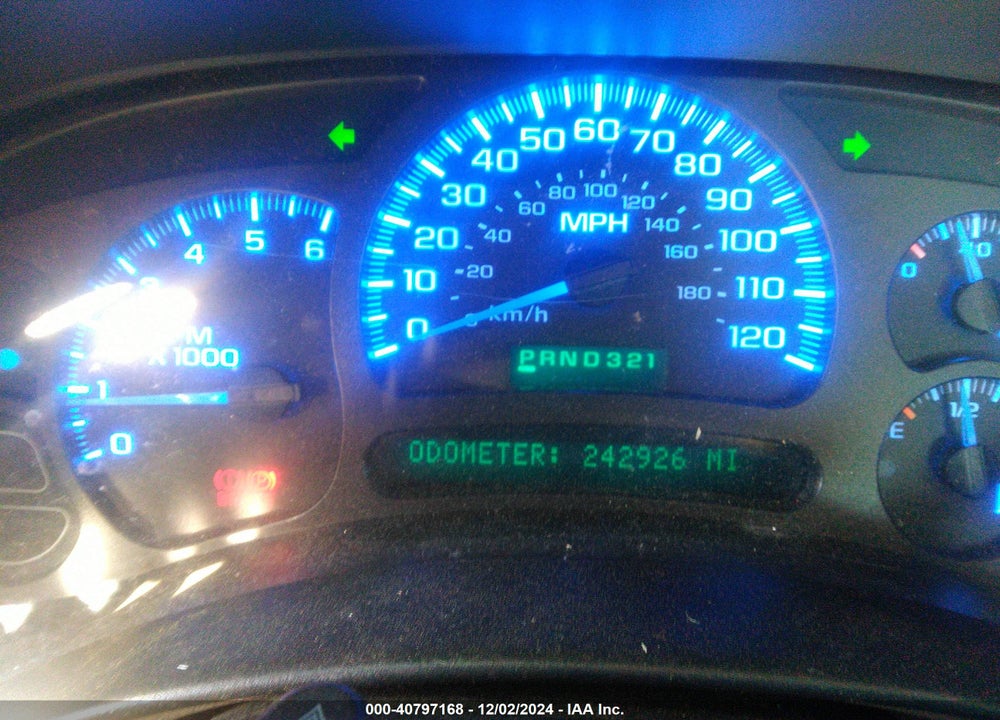 2004 CHEVROLET AVALANCHE 1500 VIN: 3GNEC12T04G143789
