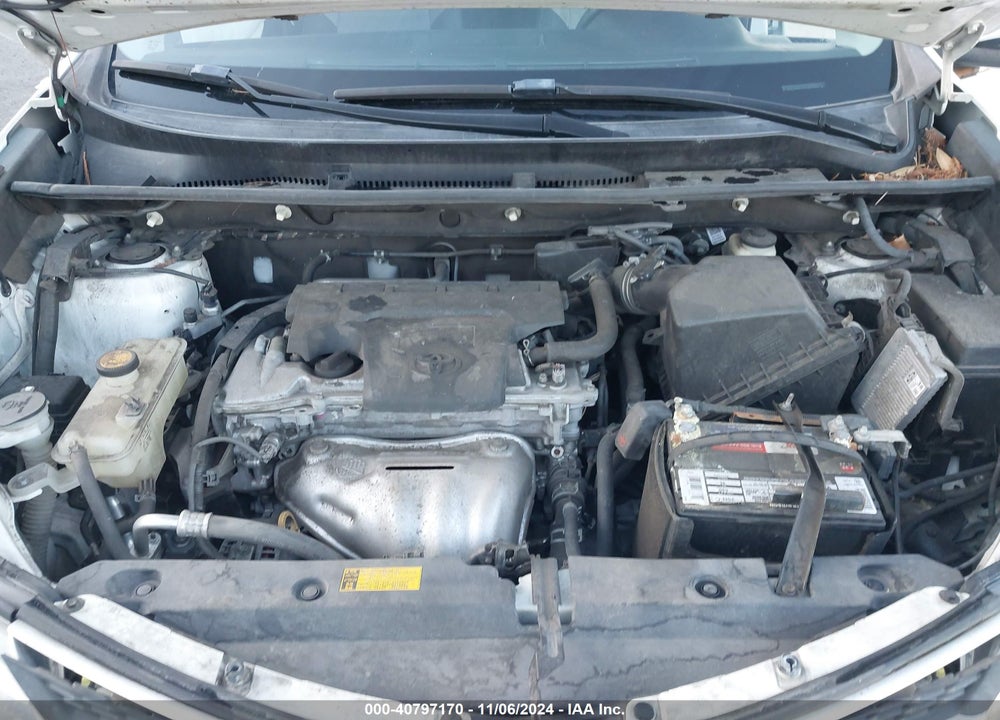 2014 TOYOTA RAV4 XLE VIN: 2T3WFREV4EW107198