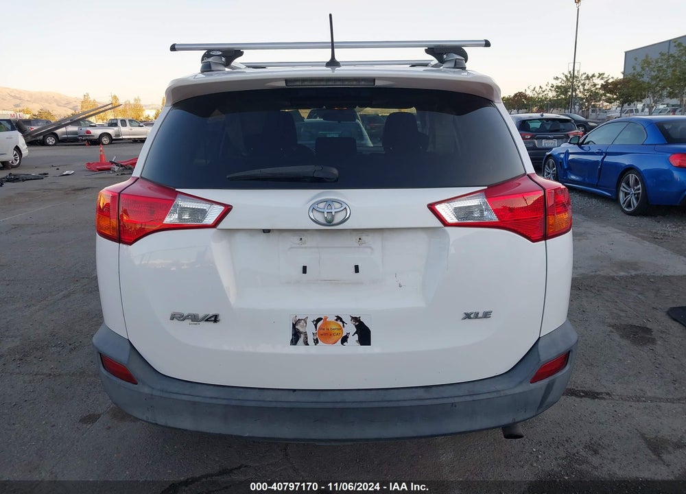 2014 TOYOTA RAV4 XLE VIN: 2T3WFREV4EW107198