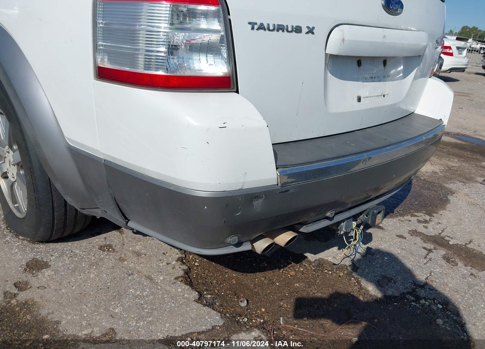 2008 FORD TAURUS X SEL VIN: 1FMDK05W88GA33075
