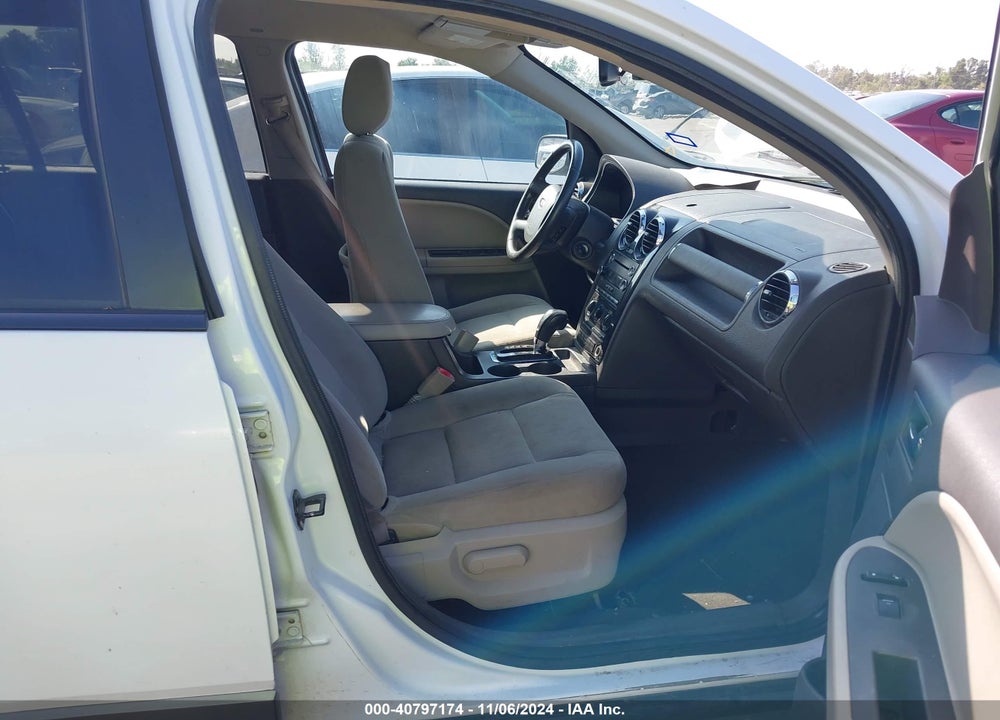 2008 FORD TAURUS X SEL VIN: 1FMDK05W88GA33075