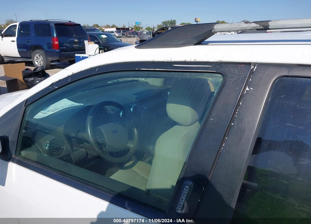 2008 FORD TAURUS X SEL VIN: 1FMDK05W88GA33075