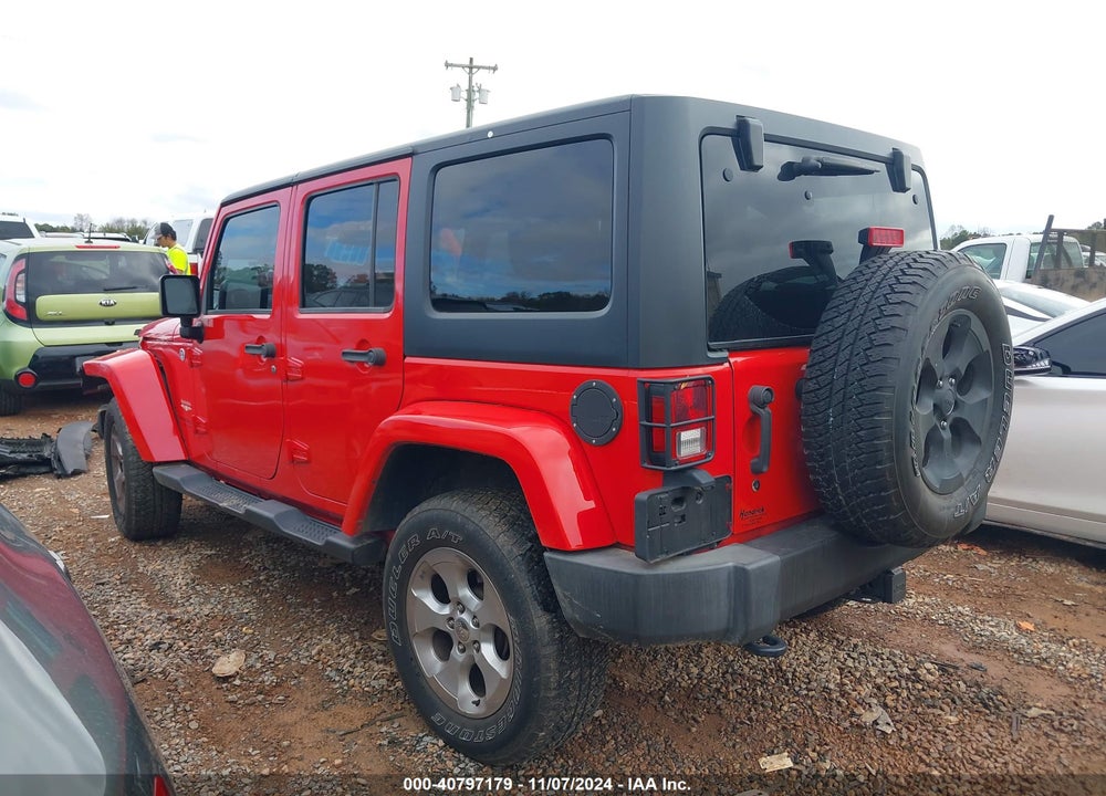 2015 JEEP WRANGLER UNLIMITED SAHARA VIN: 1C4BJWEG2FL692798