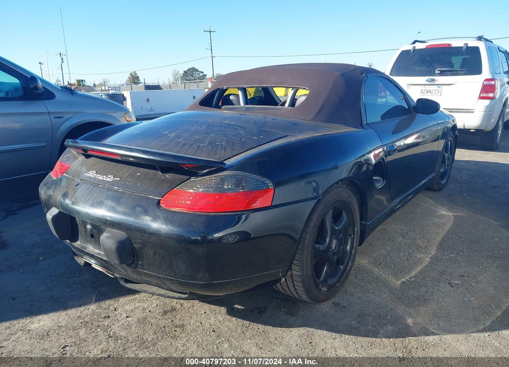 2000 PORSCHE BOXSTER VIN: WP0CA2985YU626789