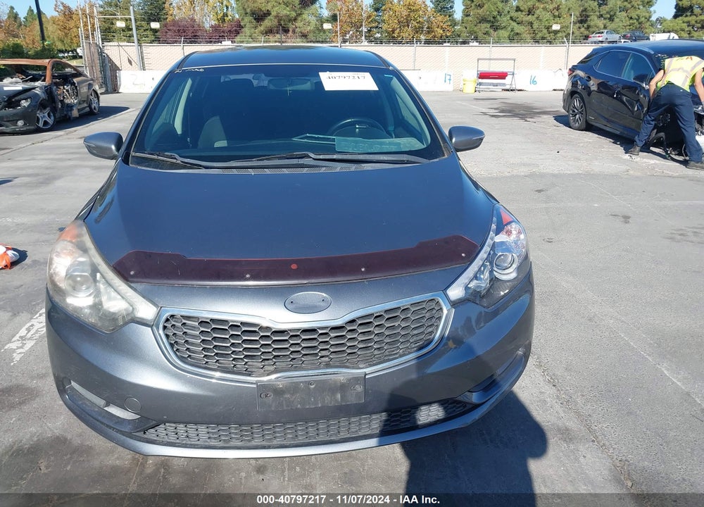 2016 KIA FORTE EX VIN: KNAFX5A88G5605286