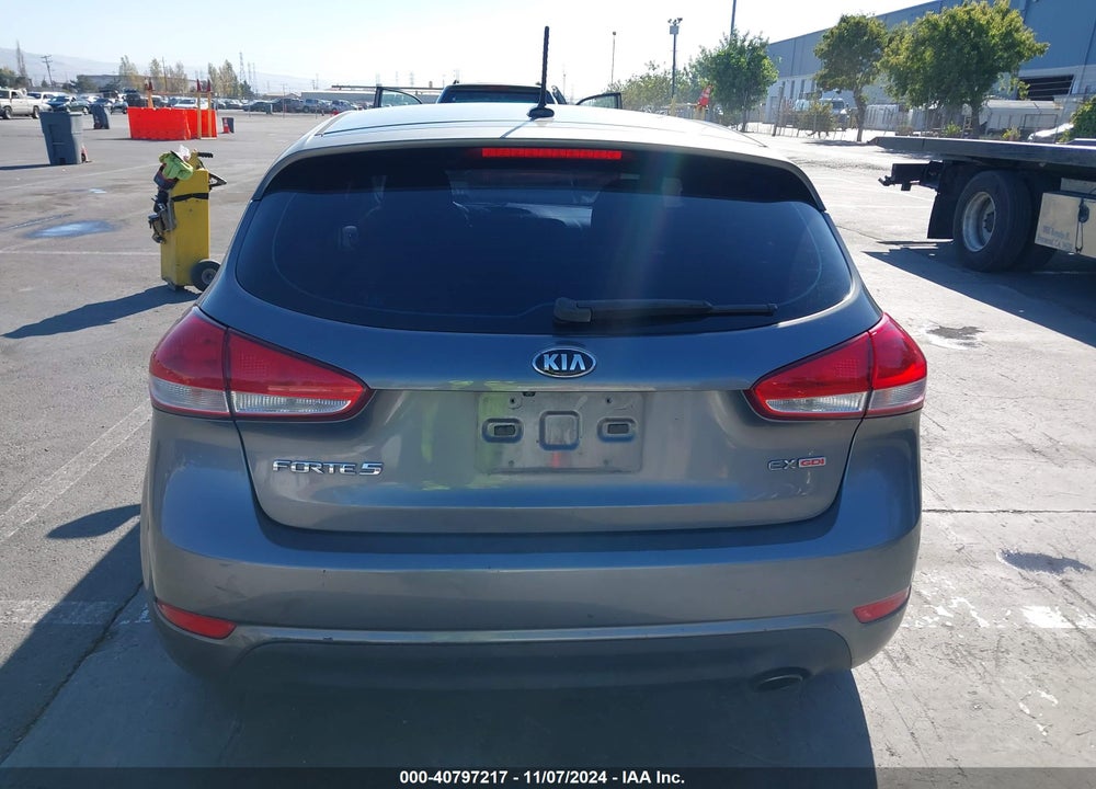 2016 KIA FORTE EX VIN: KNAFX5A88G5605286