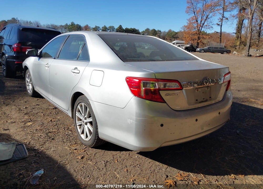 2012 TOYOTA CAMRY XLE VIN: 4T4BF1FK2CR220132