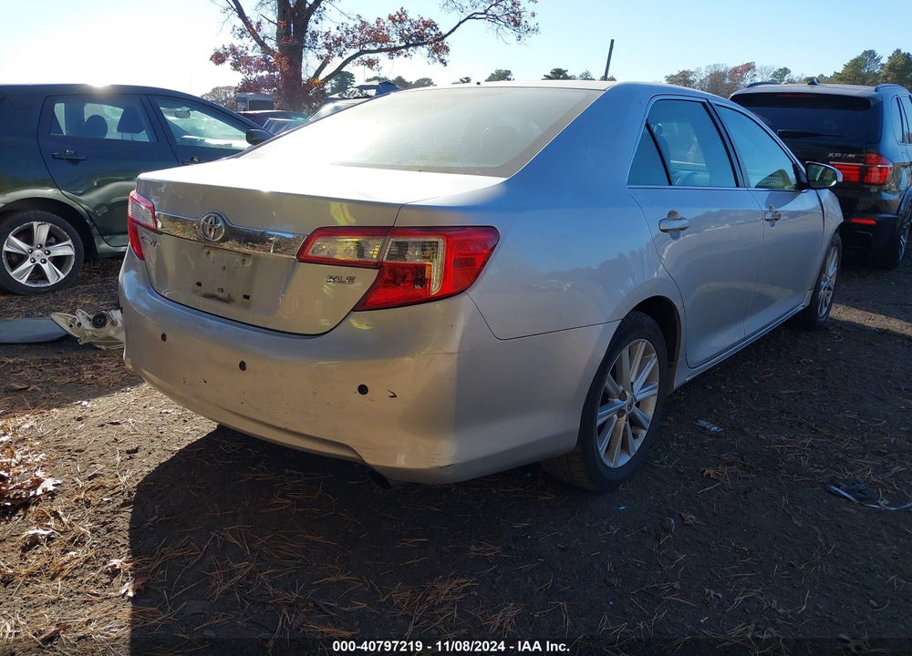 2012 TOYOTA CAMRY XLE VIN: 4T4BF1FK2CR220132