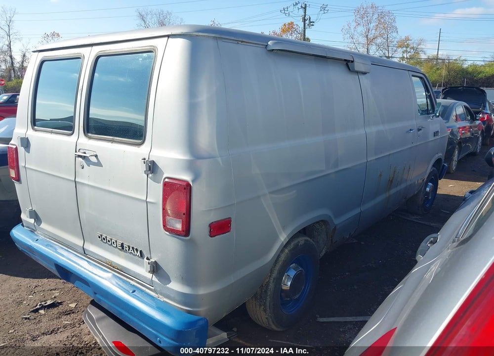 1988 DODGE RAM VAN B150 VIN: 2B7FB13X8JK162607