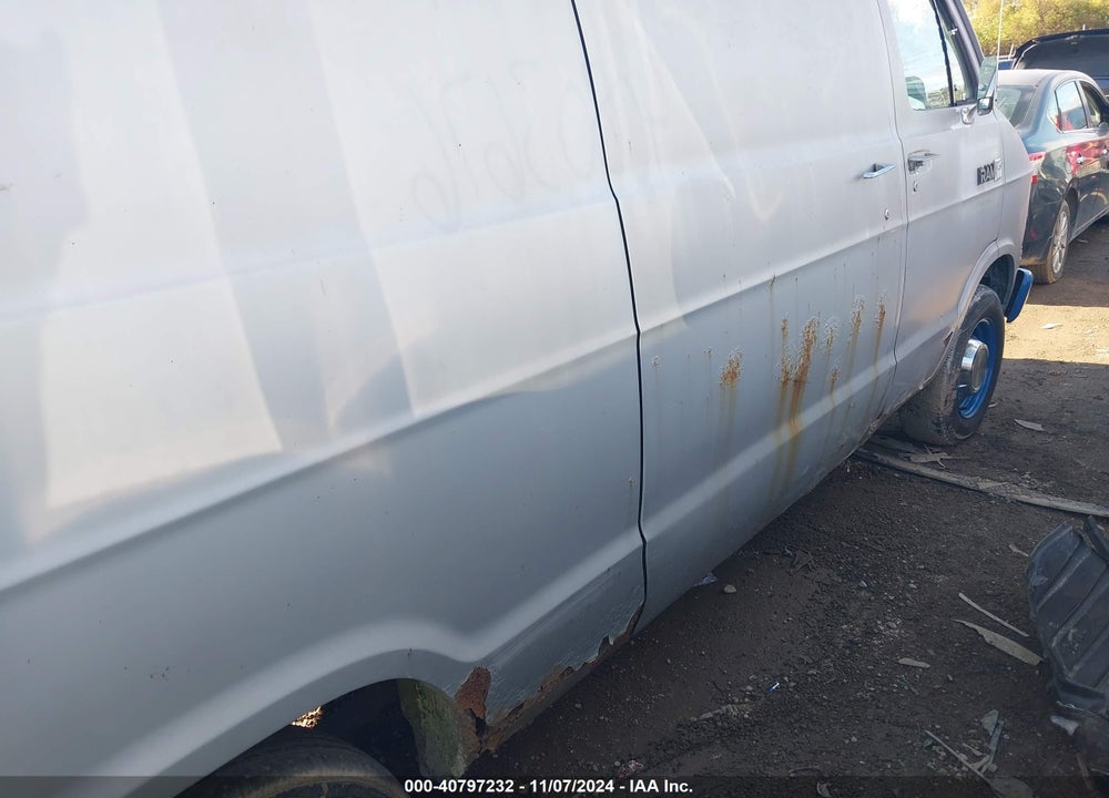 1988 DODGE RAM VAN B150 VIN: 2B7FB13X8JK162607