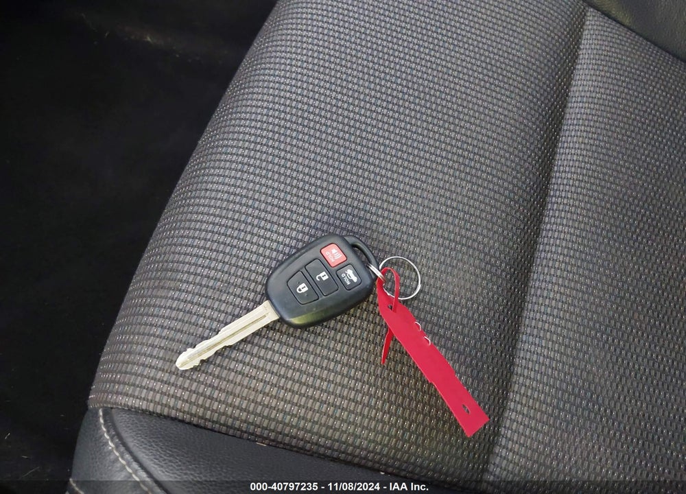 2014 TOYOTA COROLLA S PLUS VIN: 5YFBURHE3EP094566