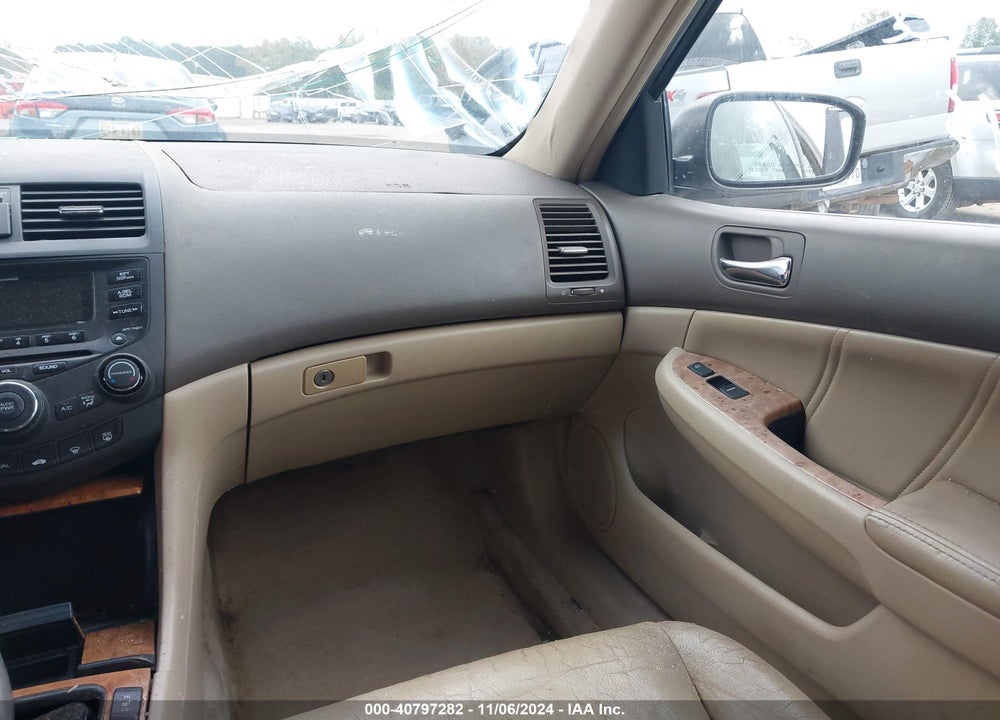 2004 HONDA ACCORD 2.4 EX VIN: 1HGCM56814A060866