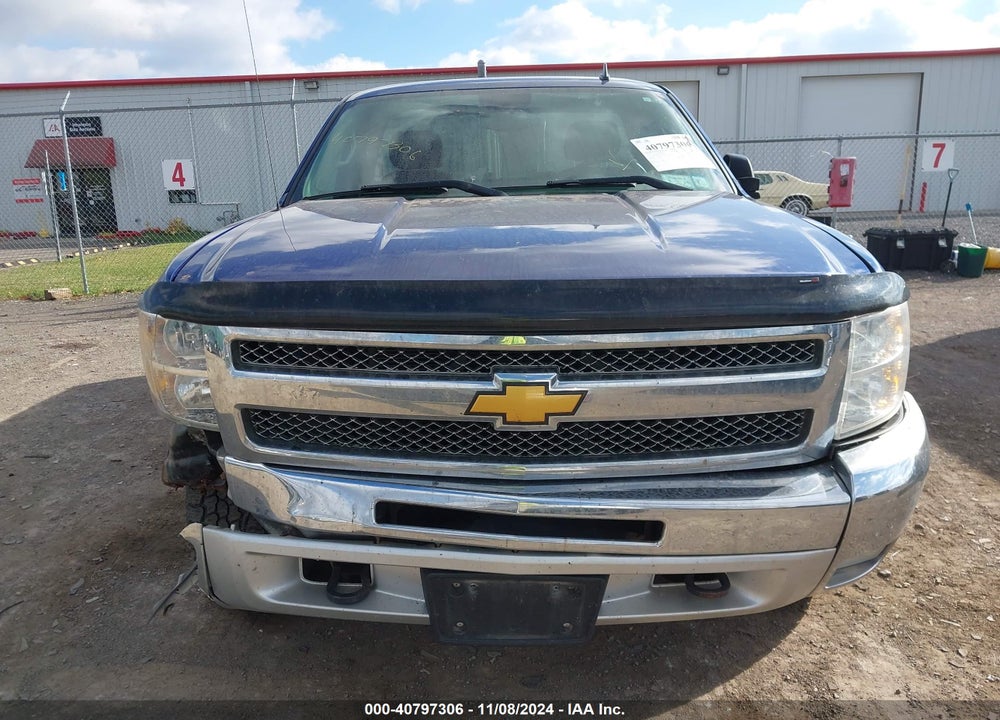 2013 CHEVROLET SILVERADO 1500 LT VIN: 1GCNKSE09DZ221019