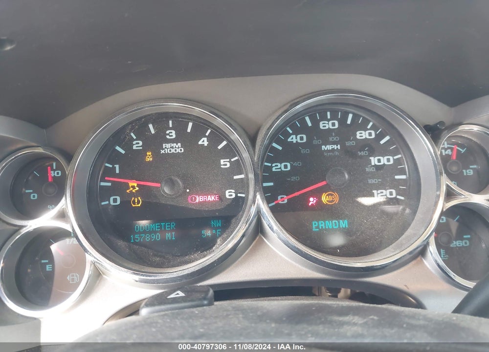 2013 CHEVROLET SILVERADO 1500 LT VIN: 1GCNKSE09DZ221019