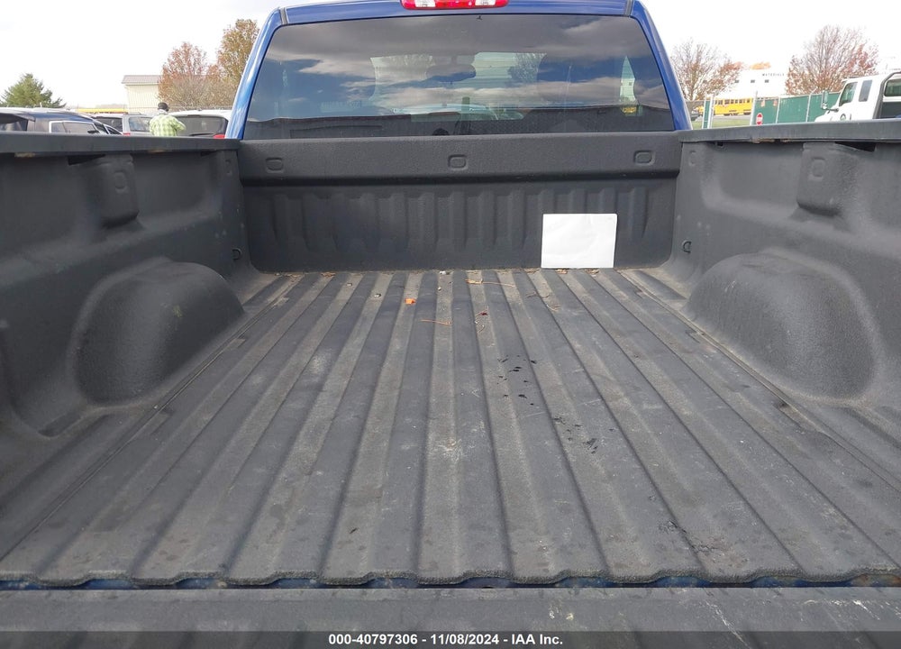 2013 CHEVROLET SILVERADO 1500 LT VIN: 1GCNKSE09DZ221019
