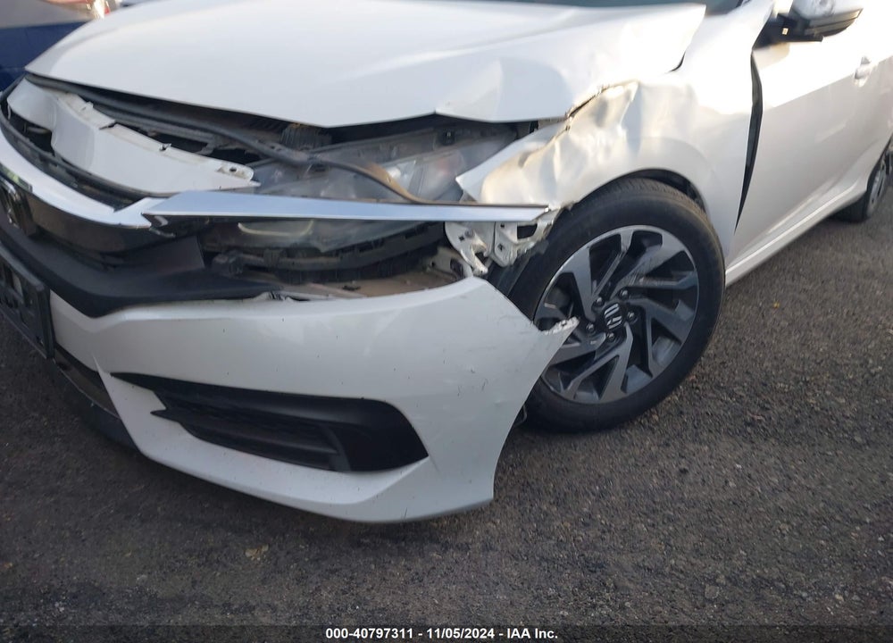 2018 HONDA CIVIC EX VIN: 2HGFC2F71JH532146